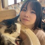 グラビアアイドル【恋川こもも】20歳がAVデビューしKカップ柔軟色白BODYが身ばれ！