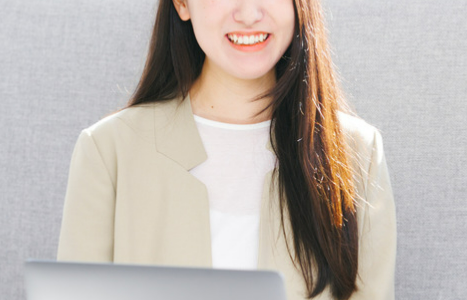 18歳のIカップ女優【果瀬はるな】がAVデビューしベンチャー企業の【庄◯光◯】が身バレ！