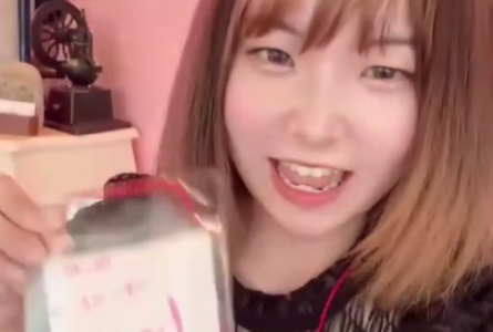 歌舞伎町のコンカフェ嬢【haru】がFC2でAVデビューし黒髪ぷにぷにキツマンが身バレ！